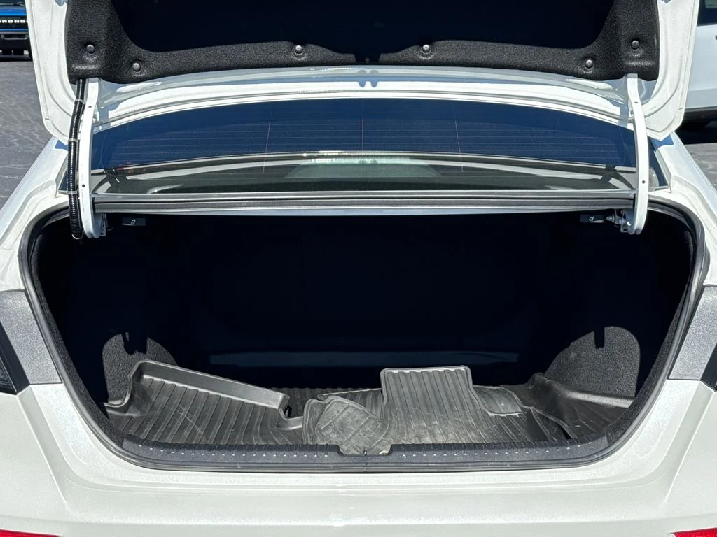 Used 2025 White Honda Sport-L image 18