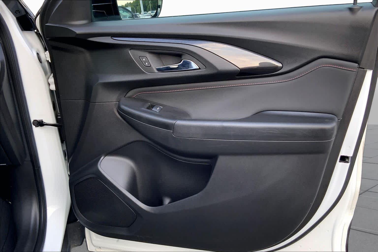 Used 2023 Summit White Chevrolet RS image 20