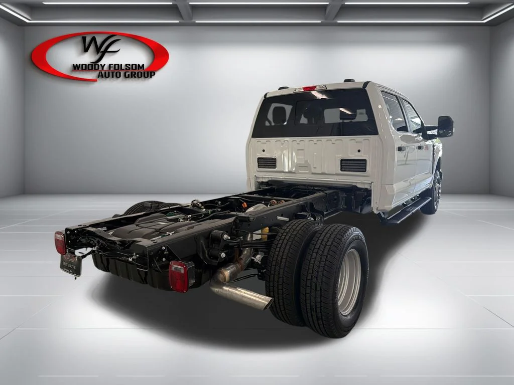 New 2027 White Ford XL image 7