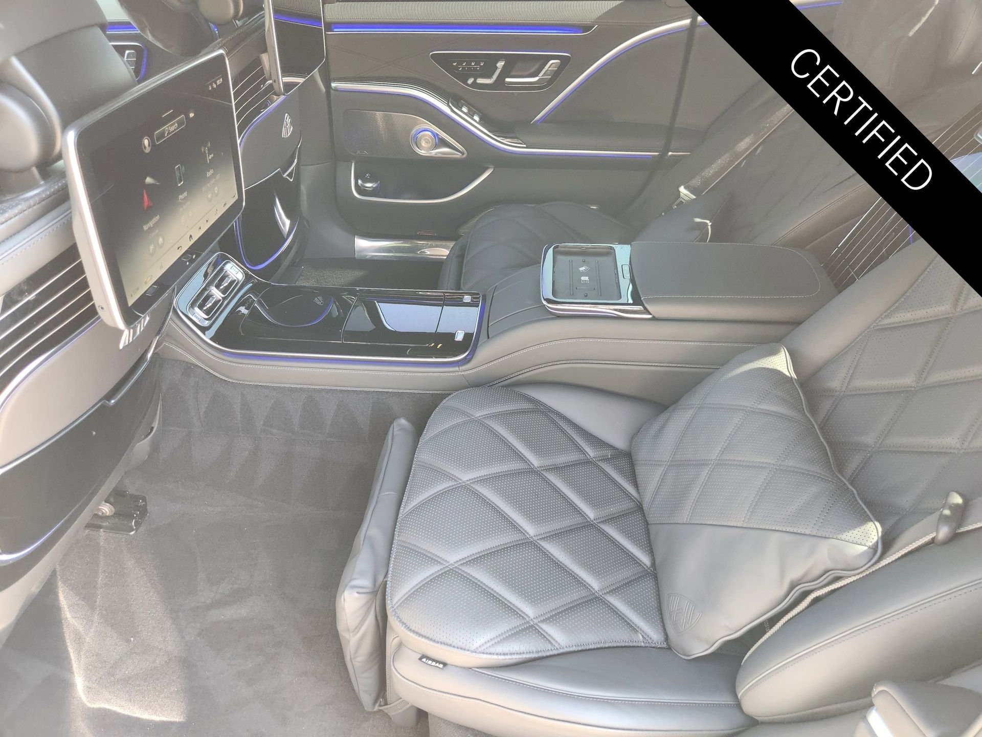 Certified Used 2023 MANUFAKTUR Cashmere White Magno Mercedes-Benz Maybach S 680 image 31