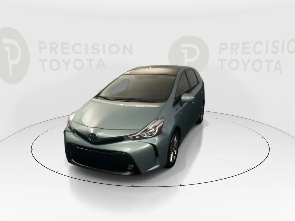 Used 2016 Sea Glass Pearl Toyota Five image 7
