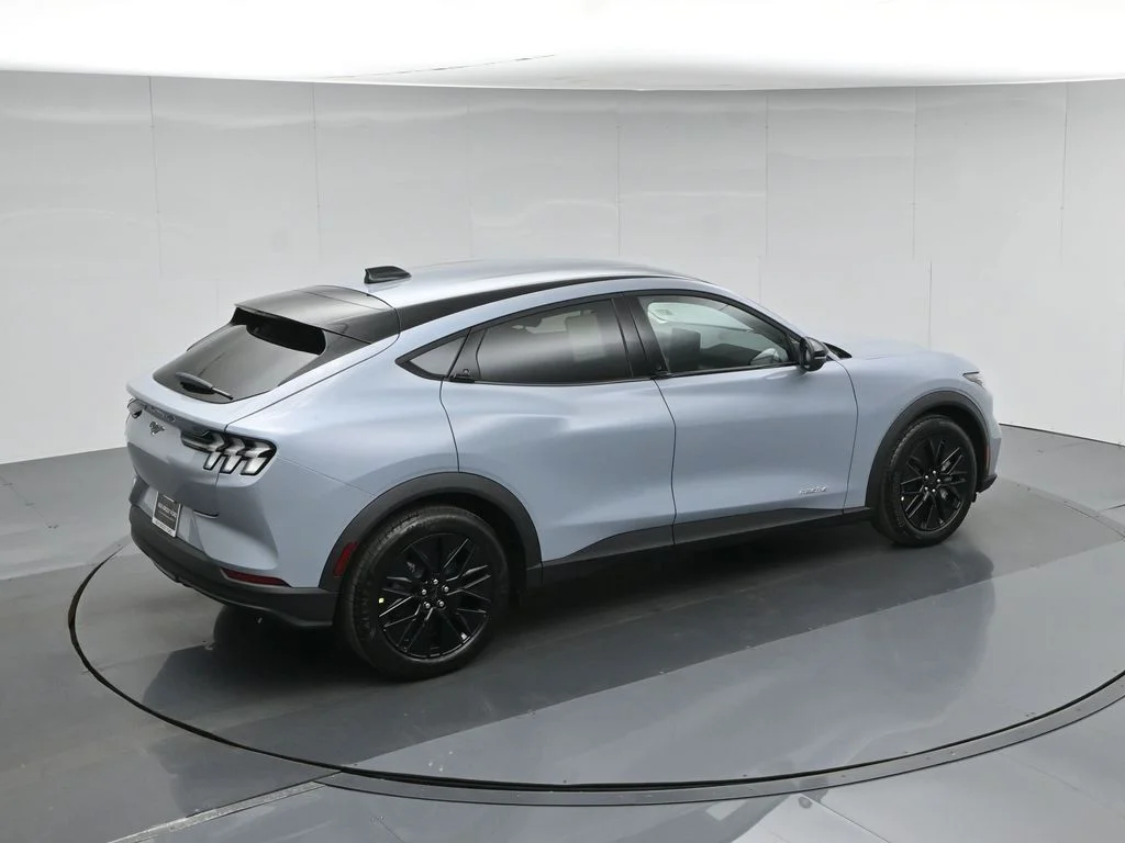 New 2026 Glacier Gray Metallic Tri-coat Ford Select image 38