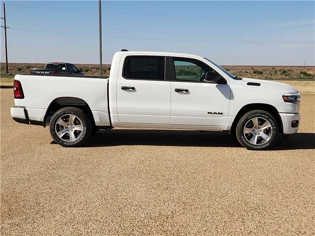 New 2026 PW7 Bright Whit Ram EXPRESS CREW CAB 4X2 5