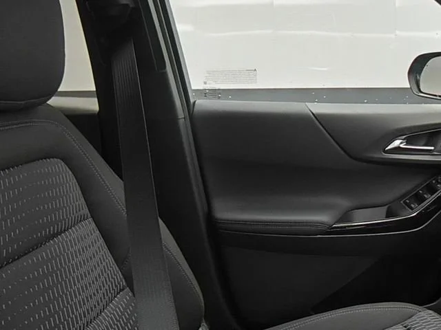 2026 Chevrolet Equinox LT - Photo 34