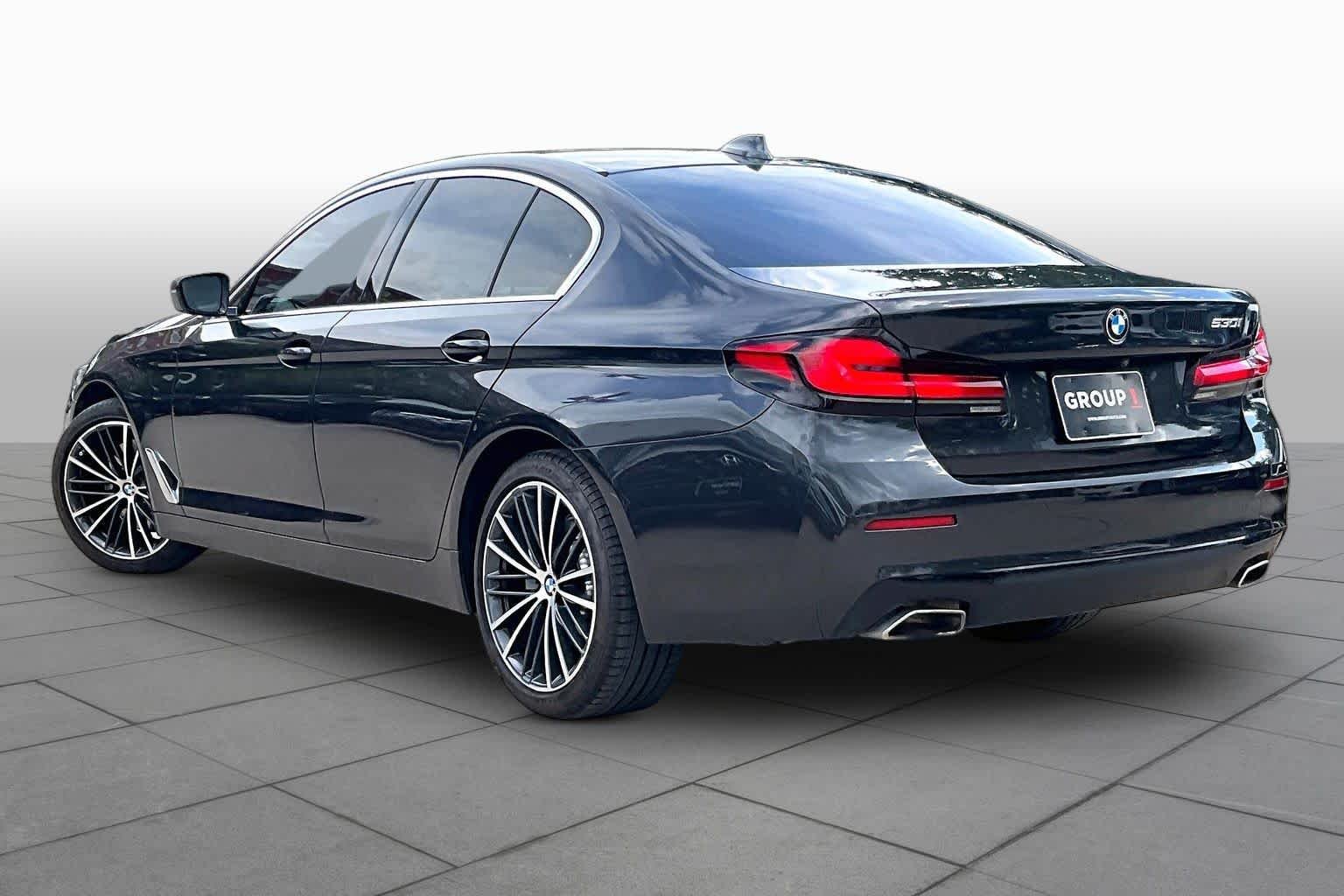 Used 2023 Dark Graphite Metallic BMW 530i image 11