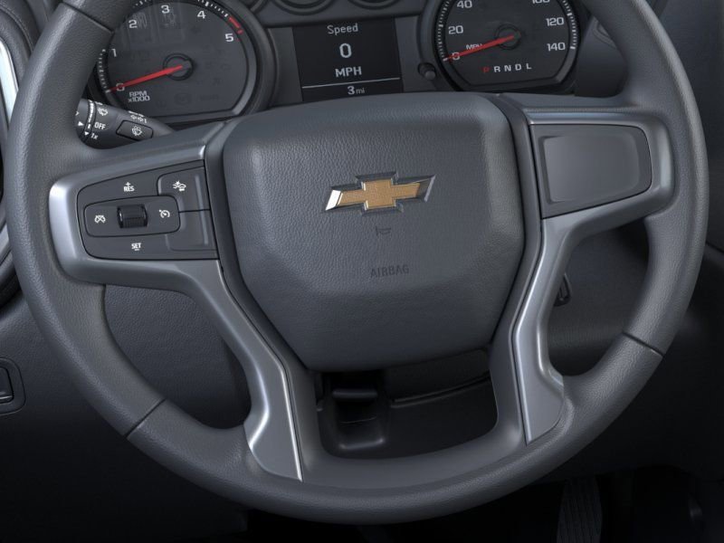 New 2026 Summit White Chevrolet WT image 19