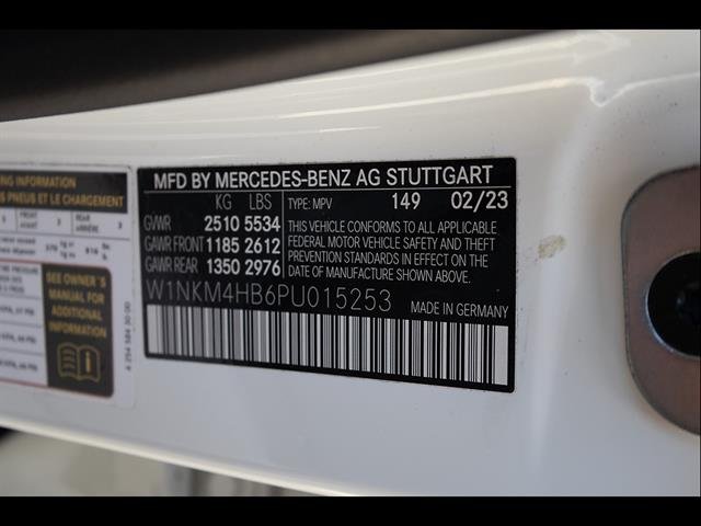 Used 2023  Mercedes-Benz GLC 300 4MATIC® image 30