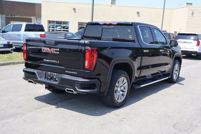Used 2022 Onyx Black GMC Denali image 6