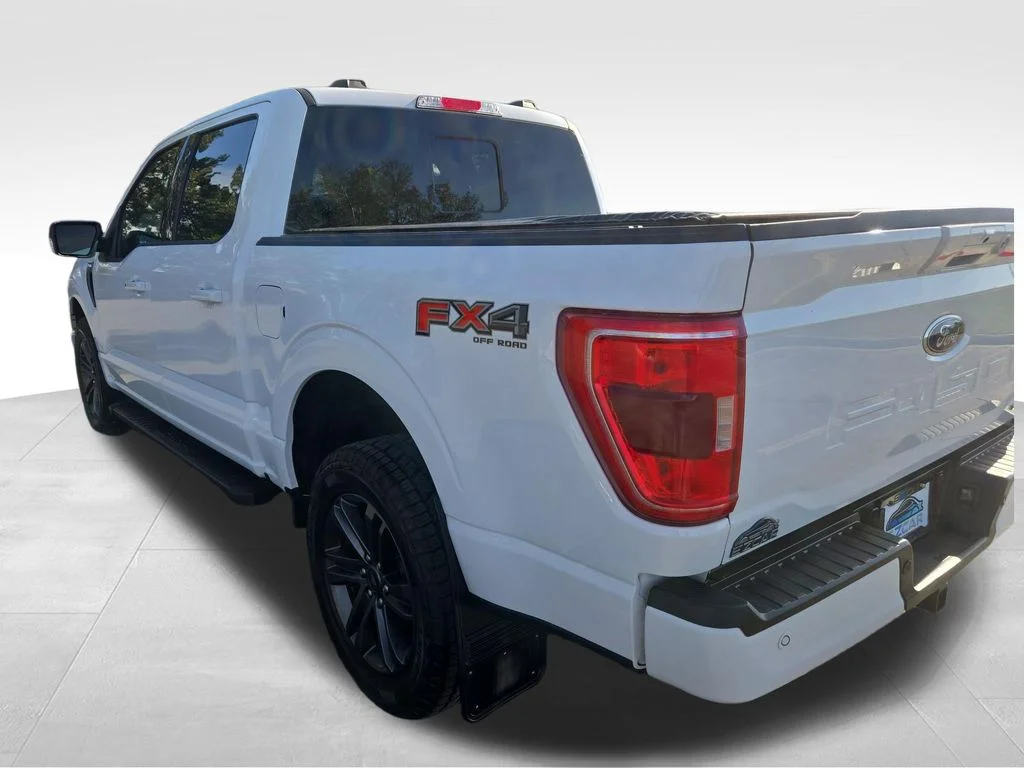 Used 2022 White Ford XLT image 13