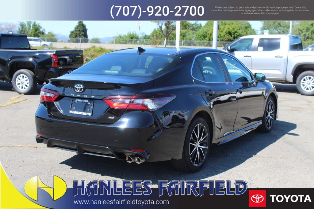 2024 Toyota Camry SE - Photo 7