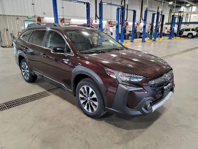 2024 Subaru Outback Limited's photo
