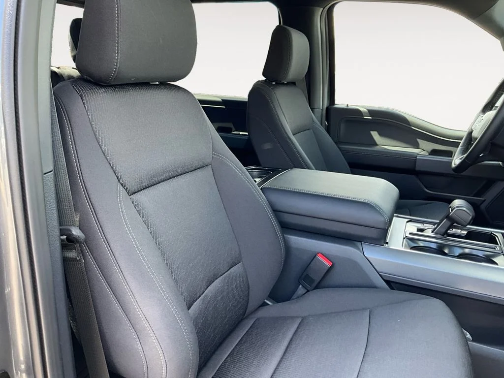 New 2026 Carbonized Gray Metallic Ford XLT image 11