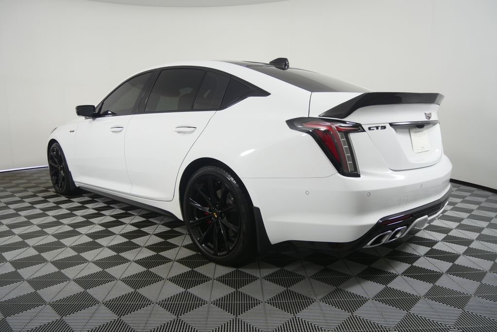 Used 2024 Summit White Cadillac V-Series image 3