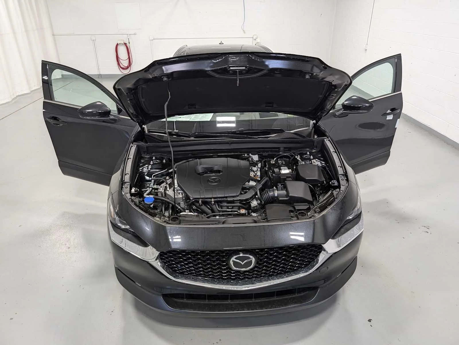 2025 Mazda CX-30 Premium - Photo 13