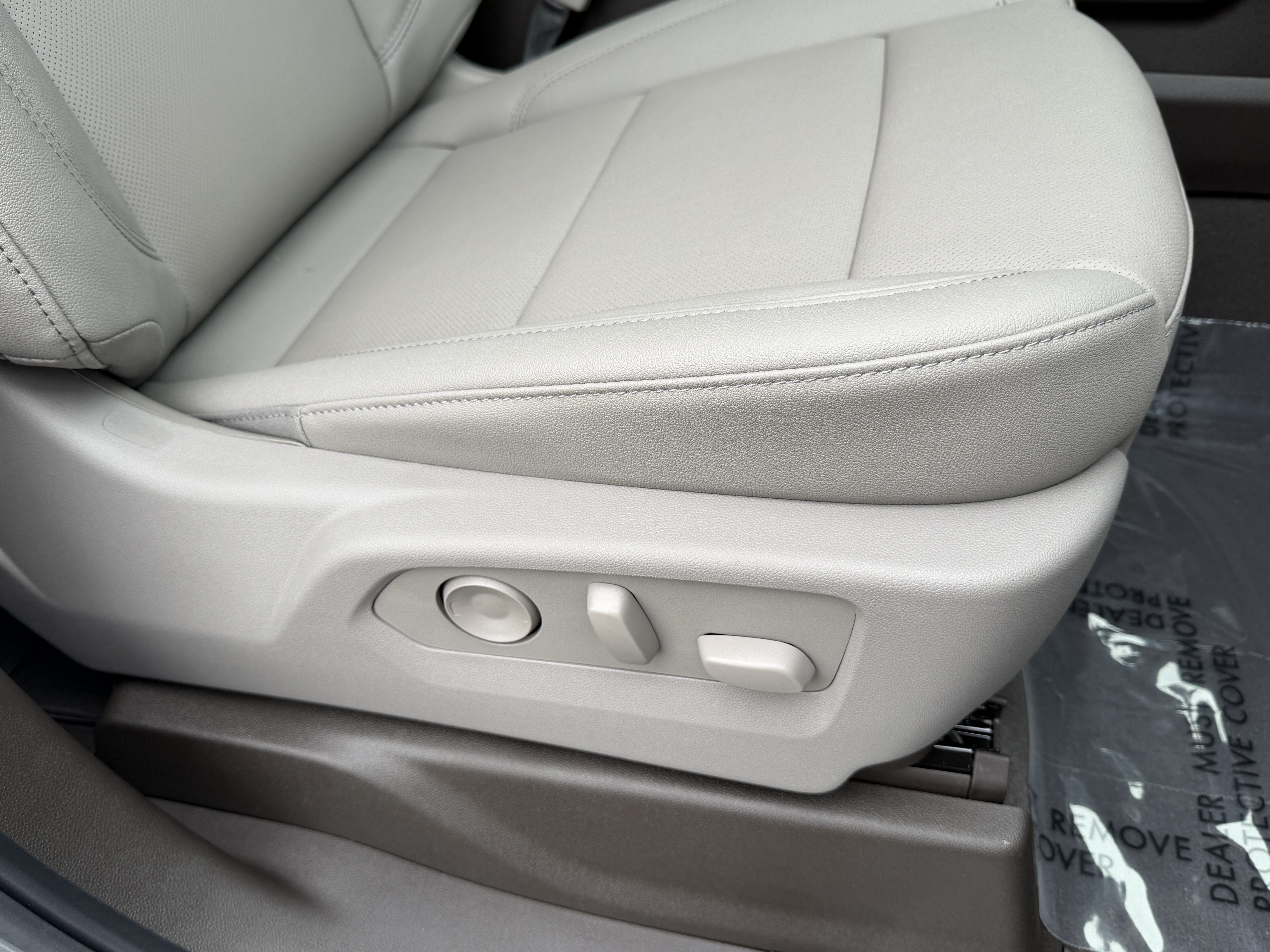 2026 GMC Sierra 1500 SLT - Photo 28
