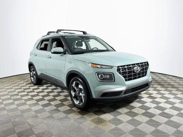 Certified Used 2025 Green Hyundai Limited image 1