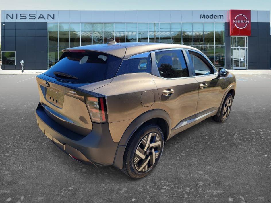 Used 2025 Canyon Bronze Metallic Nissan SV image 5