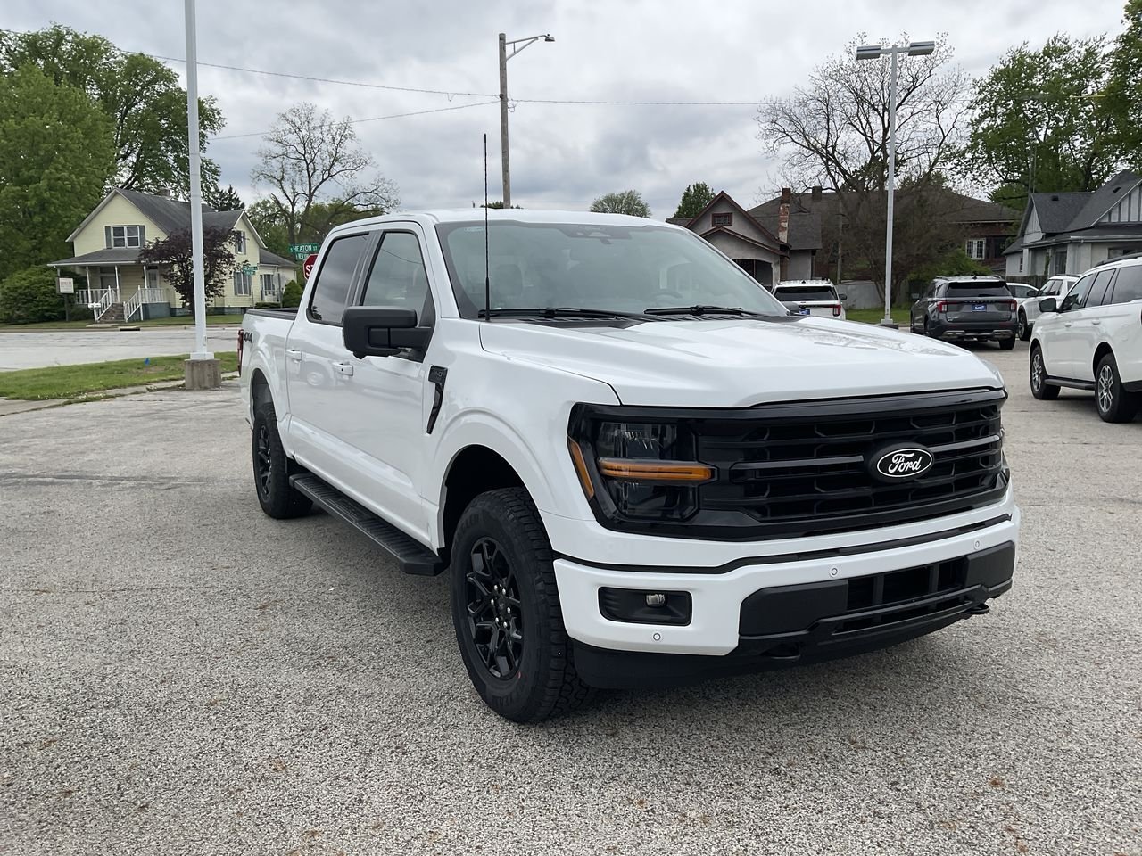 New 2026 OXFORD WHITE Ford Xlt image 1