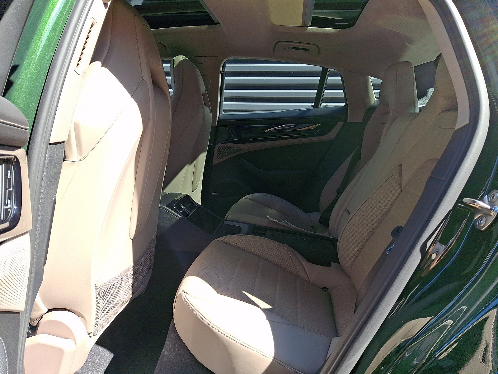 New 2026 Oak Green Metallic Neo Porsche 4 image 13
