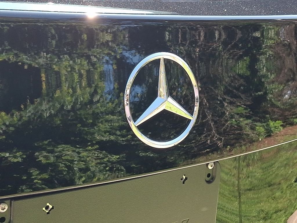 2025 Mercedes-Benz C-Class Sedan C 300 - Photo 30