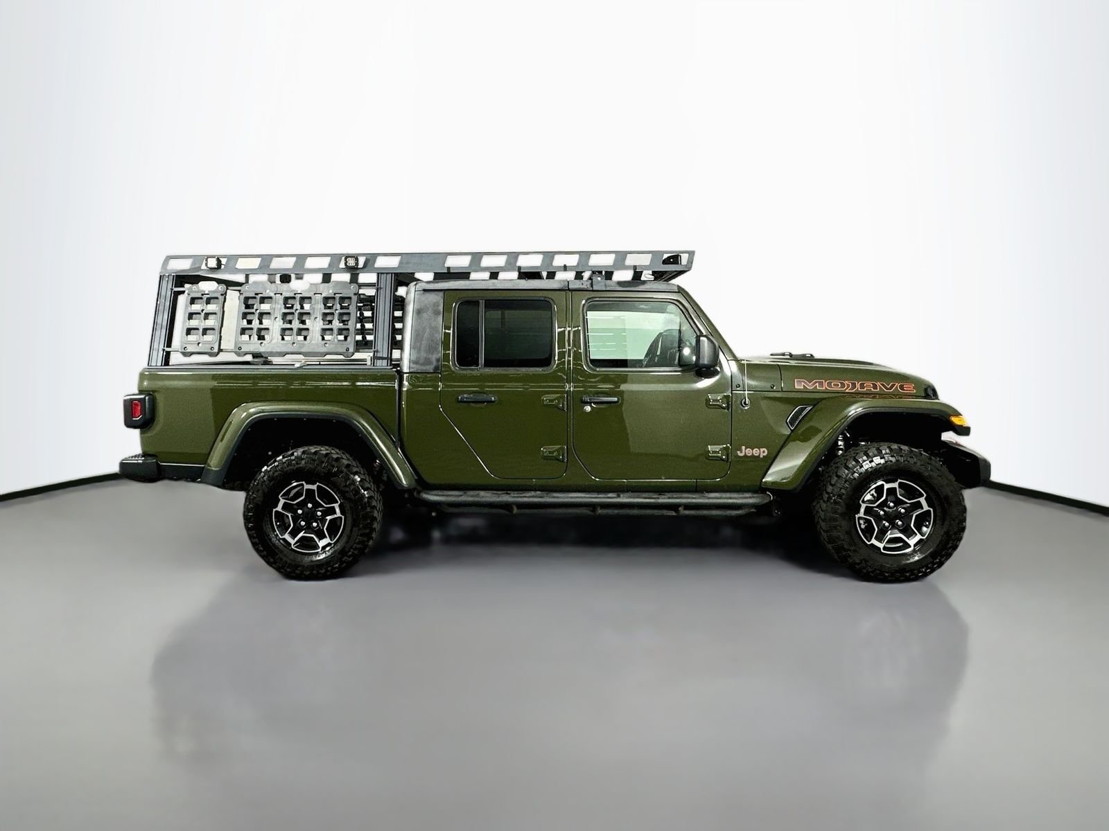 Used 2023 Sarge Green Clearcoat Jeep Mojave image 7