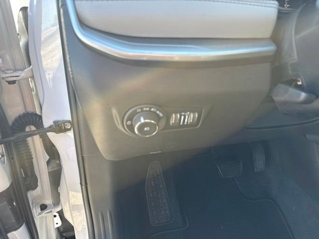 New 2026 Bright White Clearcoat Jeep Limited image 15