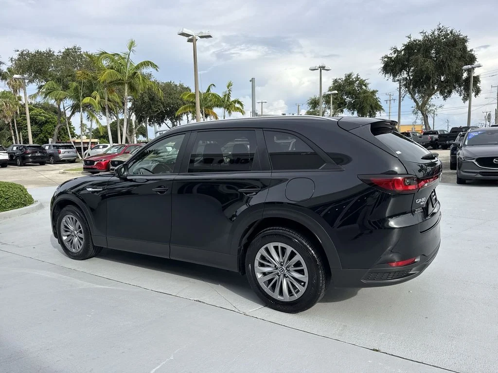 Used 2025 Jet Black Mazda 3.3 Turbo Select image 12