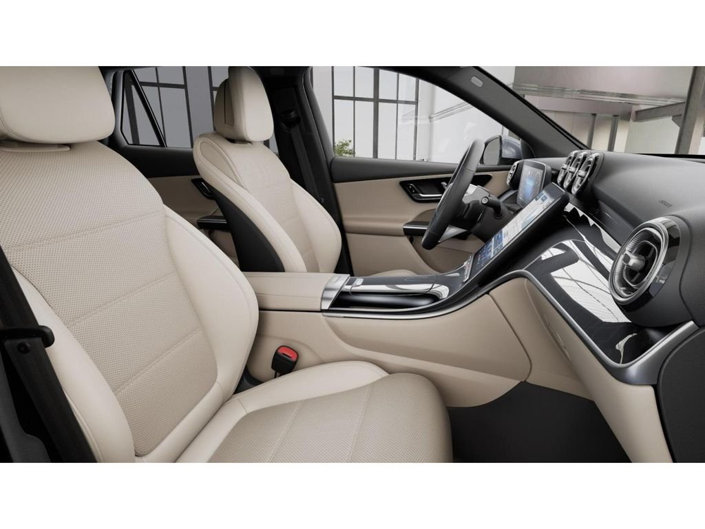 New 2027 Silver Mercedes-Benz GLC 300 image 4