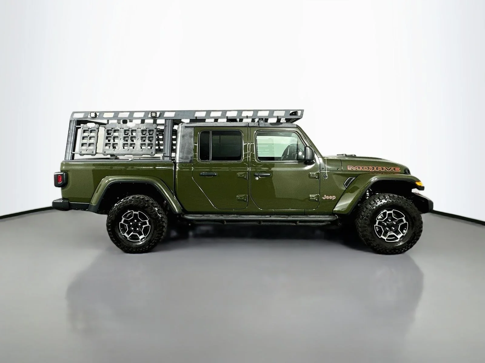 Used 2023 Sarge Green Clearcoat Jeep Mojave image 8