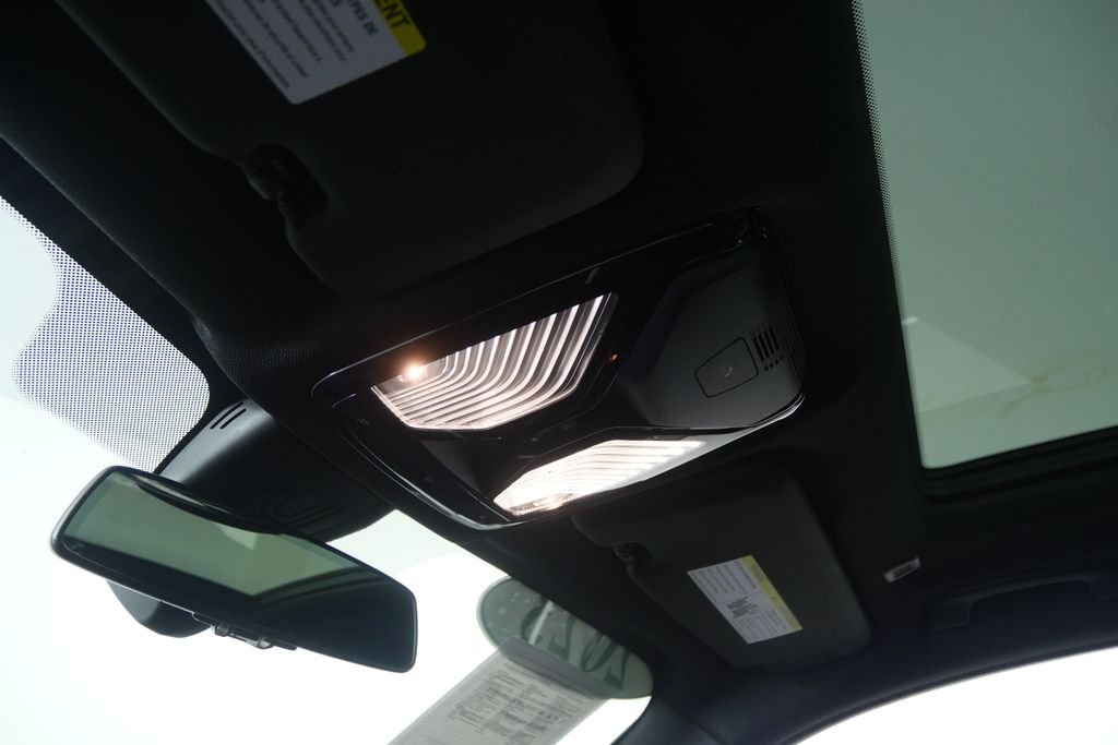 Used 2023 Black Sapphire Metallic BMW xDrive40i image 20