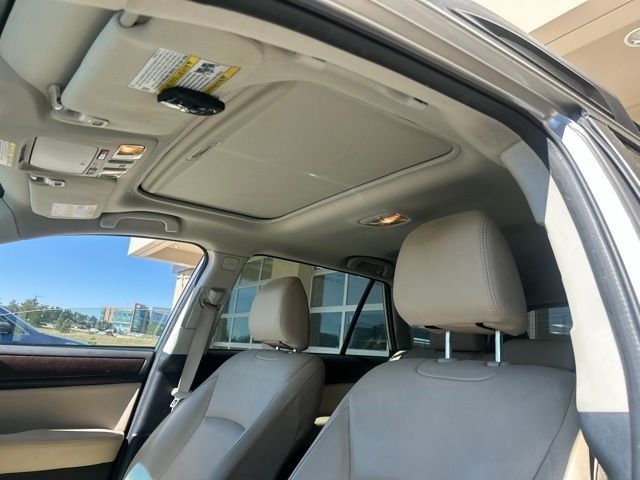 2017 Subaru Outback Limited - Photo 7