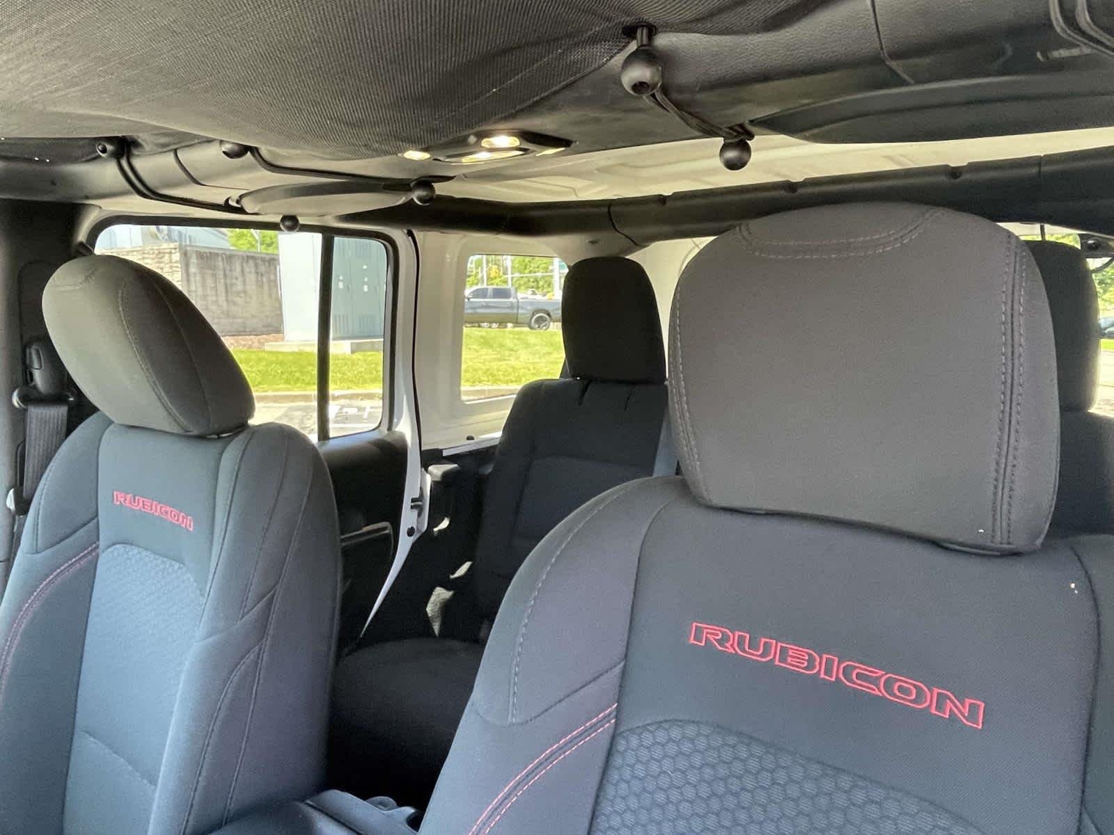 Used 2019 Whi/white Jeep Rubicon image 6