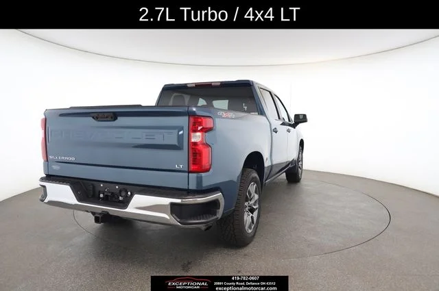 Used 2024 Blue Chevrolet LT image 17