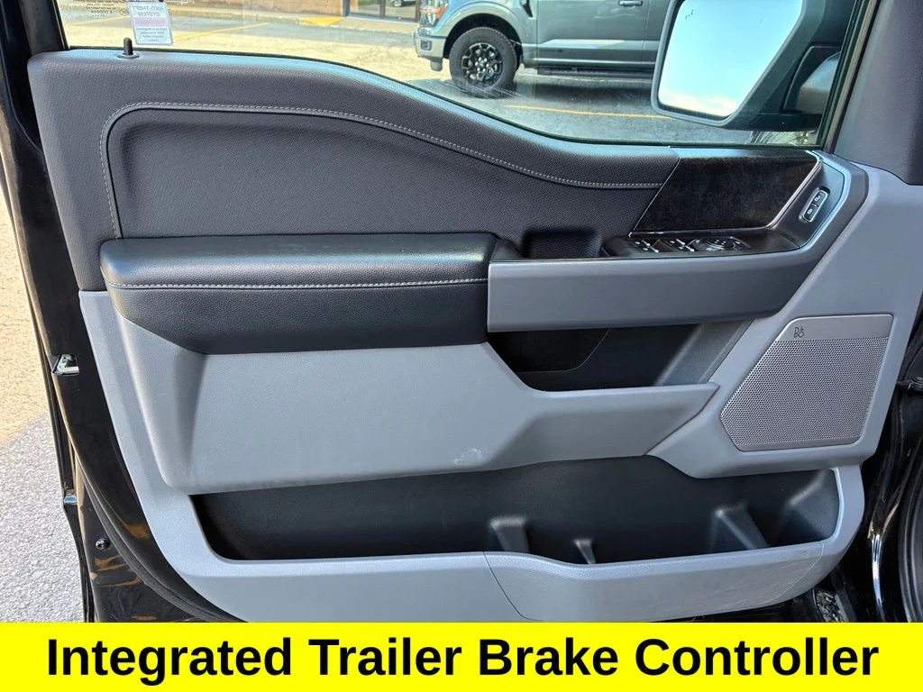 Used 2021 Black Ford XLT image 21