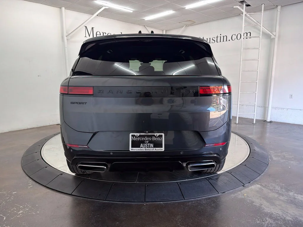 New 2024 Gray Land Rover Dynamic SE image 6