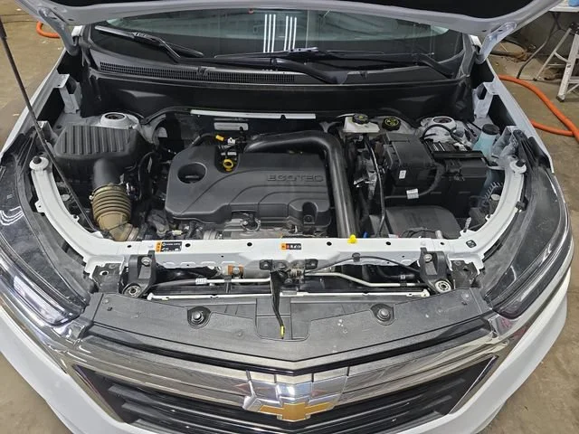 Used 2024 Summit White Chevrolet LT image 31