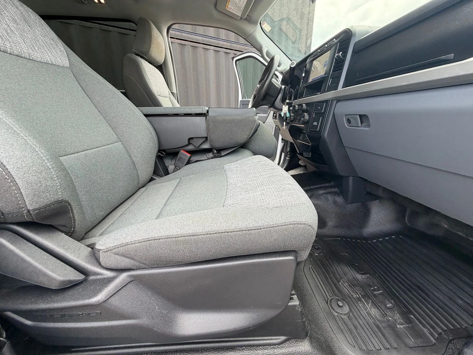 Used 2024 White Ford XLT image 31