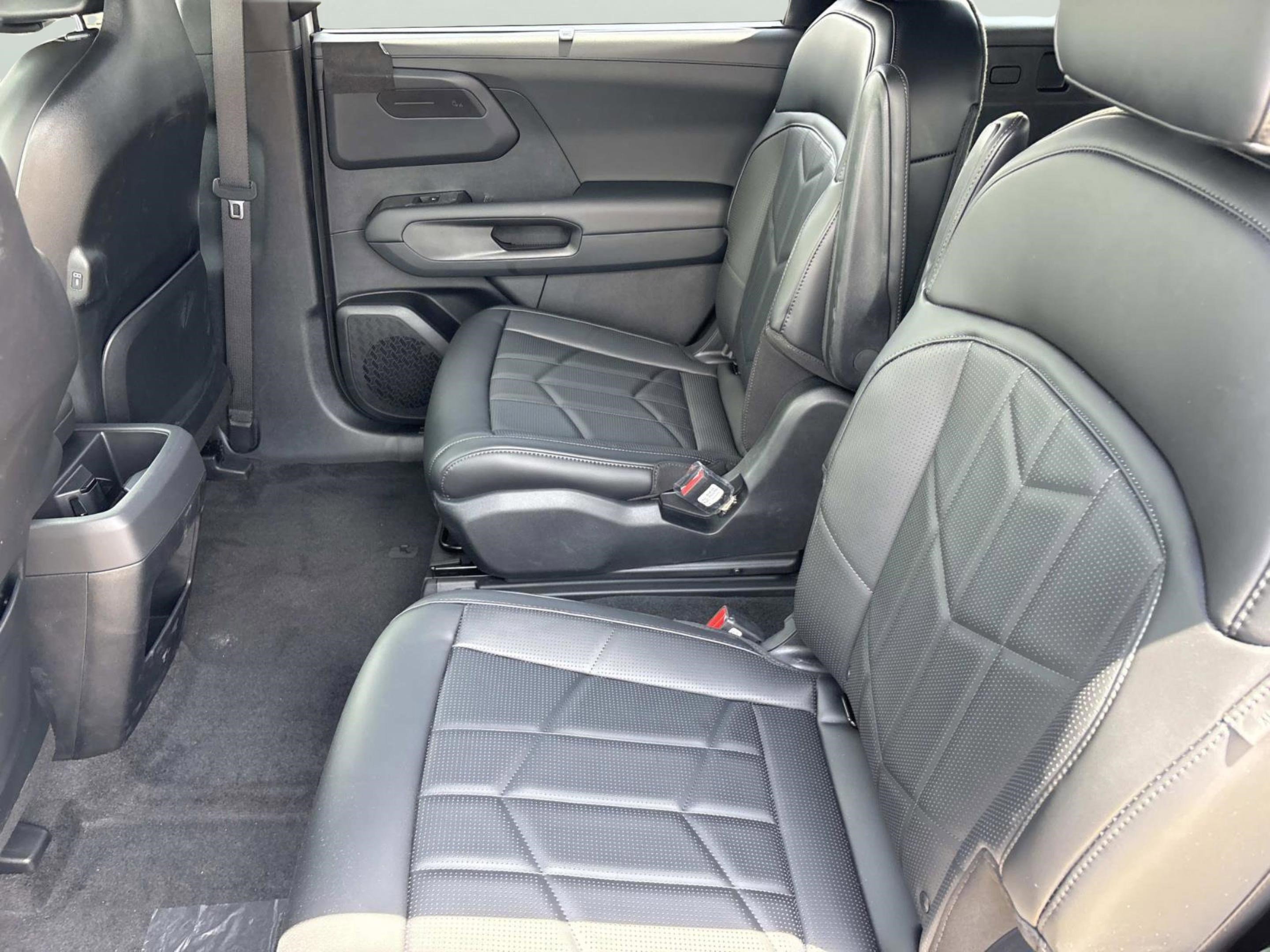 New 2027 Wolf Gray Kia X-Line EX image 15
