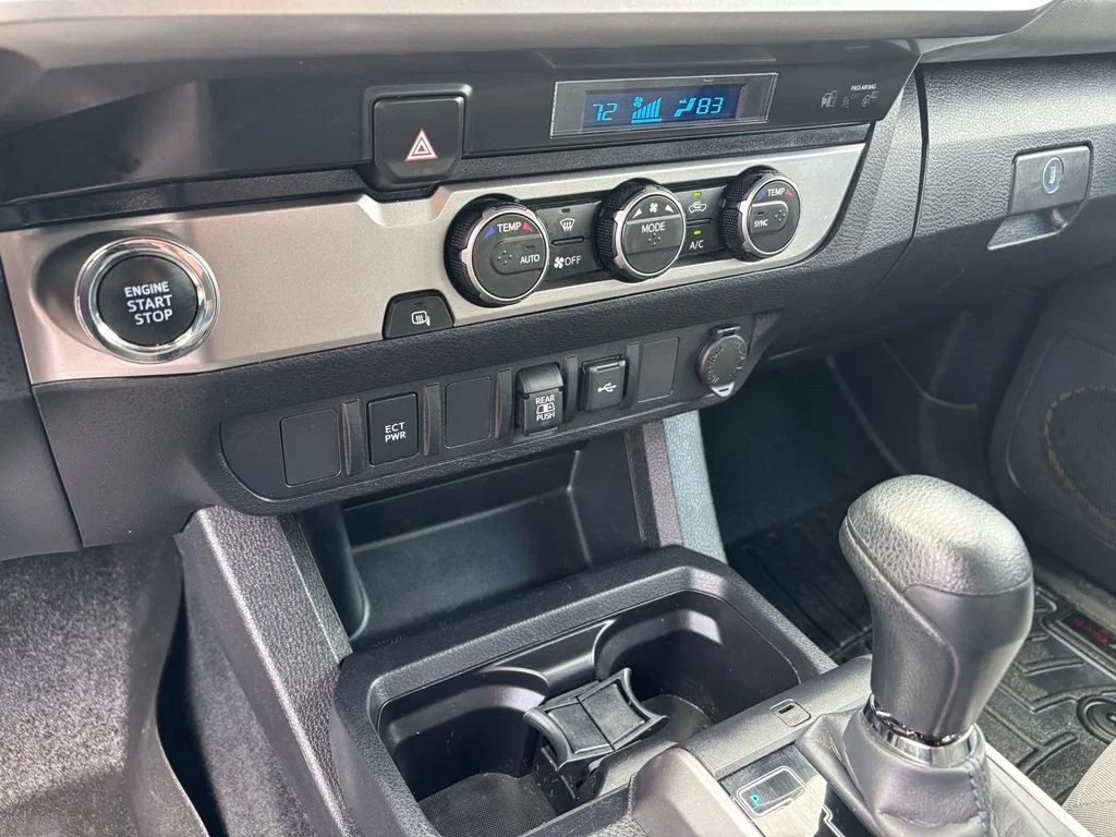 Used 2023 White Toyota SR5 image 19