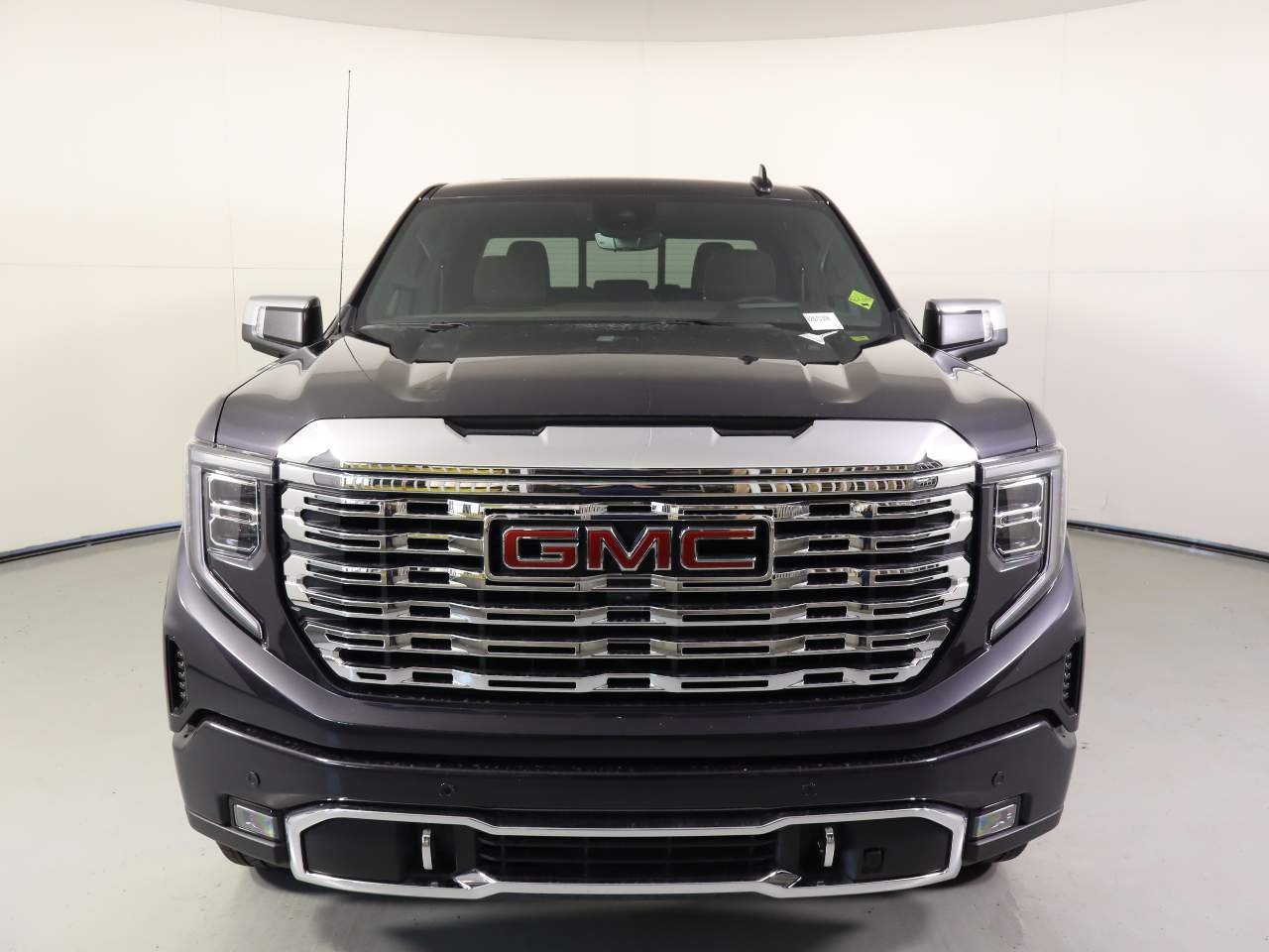 Used 2024 Gray GMC Denali Crew Cab image 6