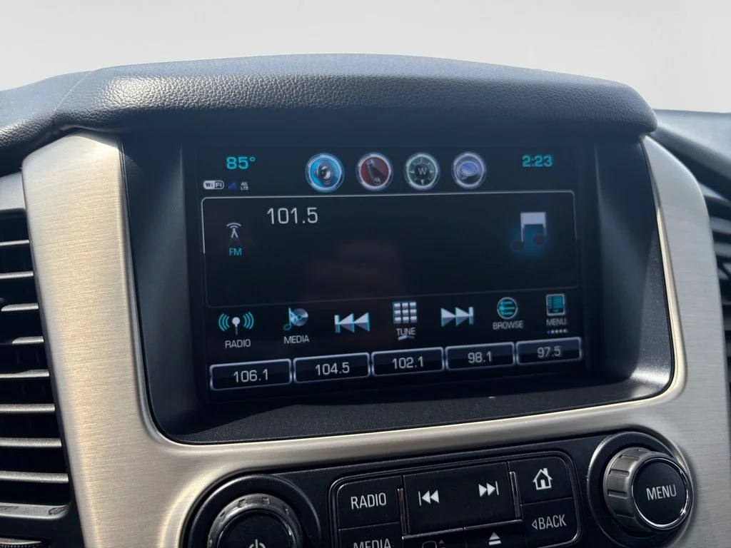 Used 2020 White GMC Denali image 24
