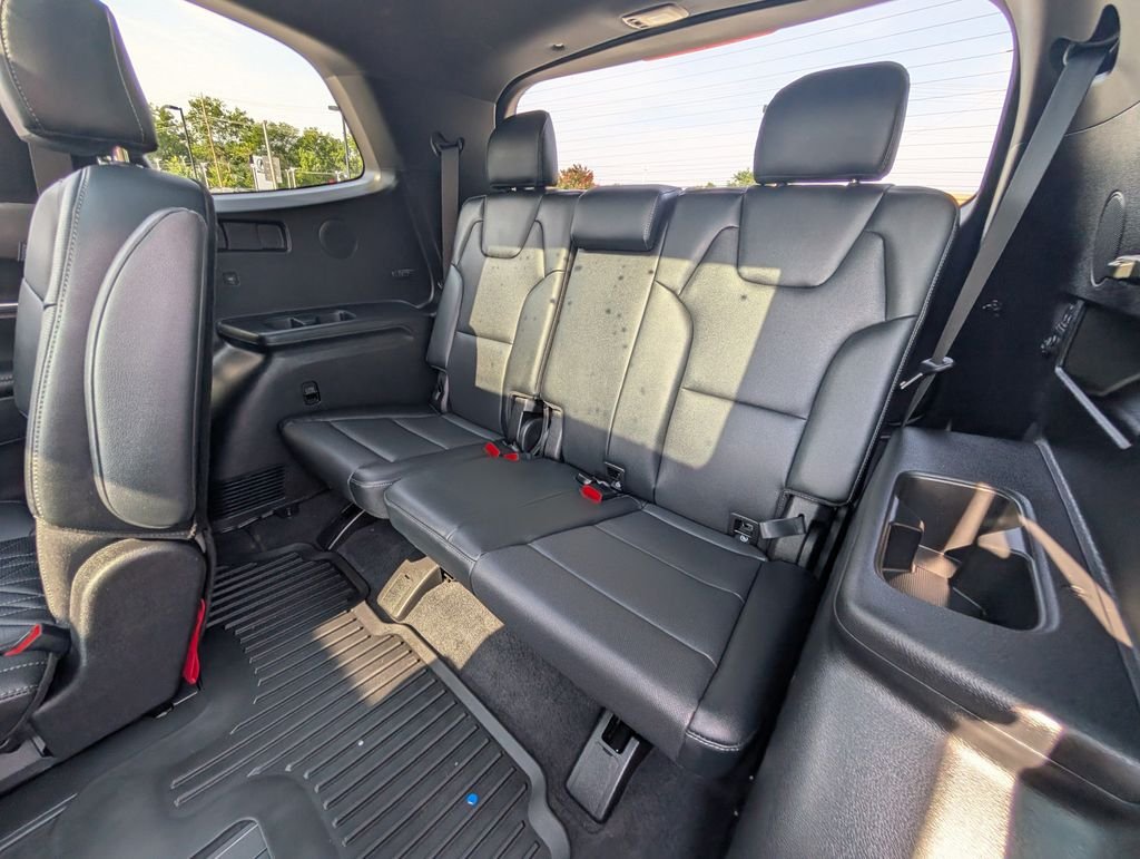 Used 2025 Gray Kia SX X-Line image 34