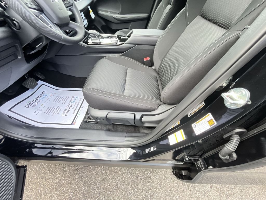2026 Mitsubishi Outlander ES - Photo 12