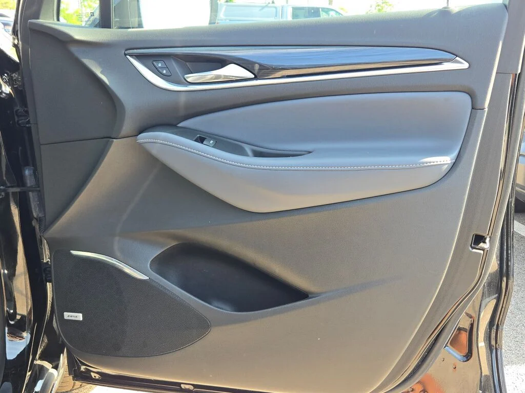 Used 2024 Black Buick Essence image 9