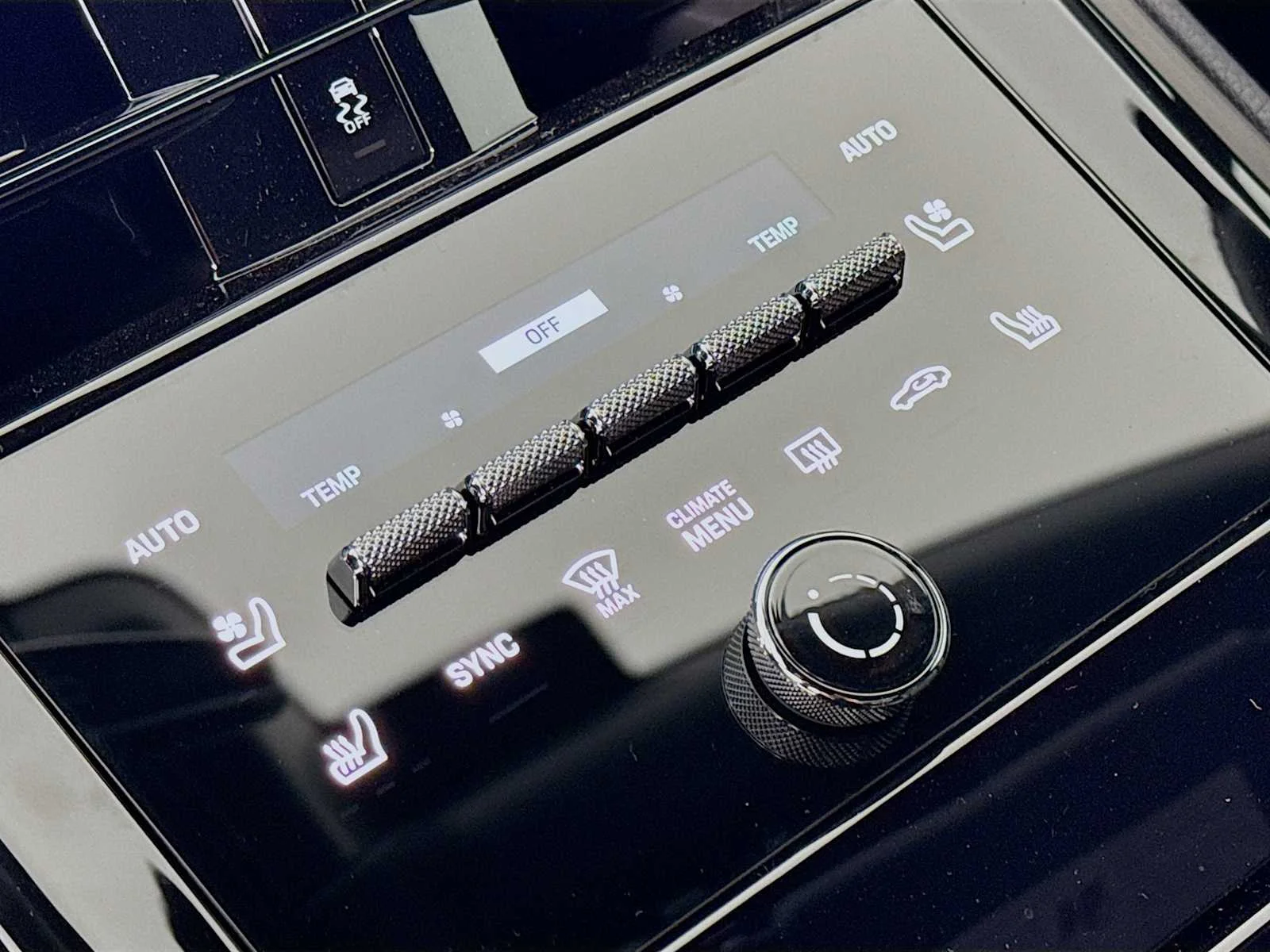 2026 Porsche Panamera 4 E-Hybrid - Photo 22