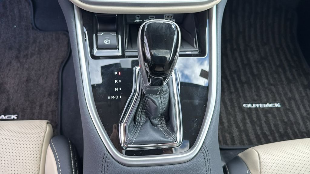 2025 Subaru Outback Limited - Photo 19