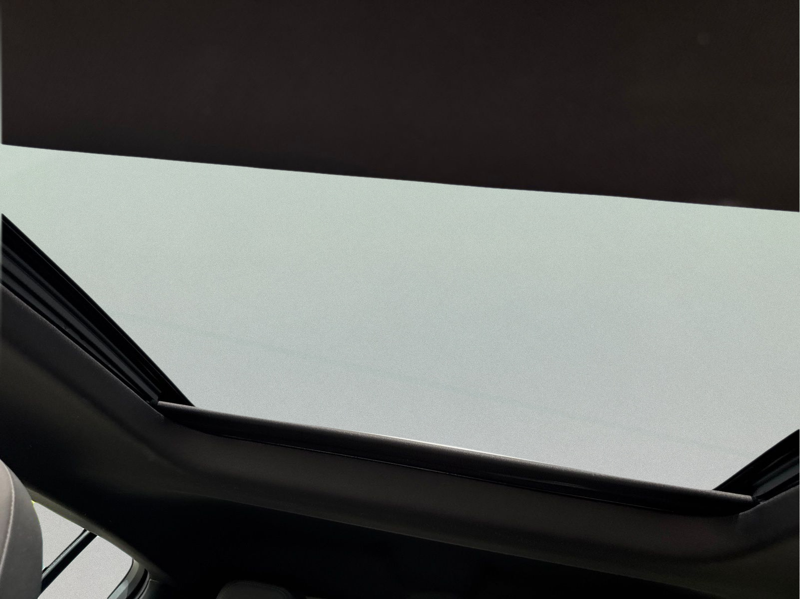 Used 2023 White Dodge GT Plus image 40
