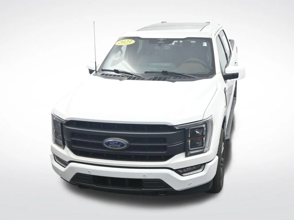 Certified Used 2023 Oxford White Ford Lariat image 30