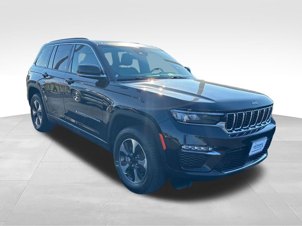 Used 2024 Black Jeep 4xe image 7