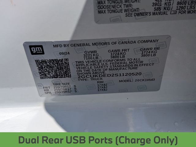 Used 2025 White Chevrolet LT image 27